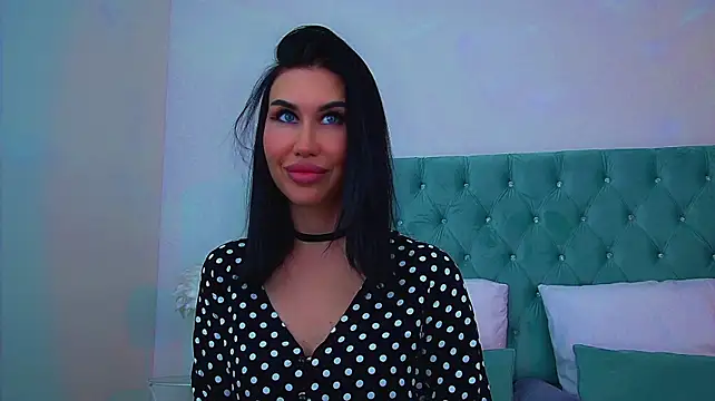 KaylaMous' Webcam Show
