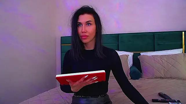 Chat +18 de KaylaMous ao vivo