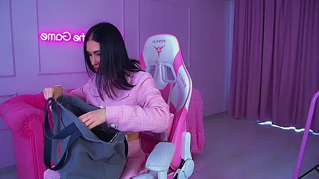 Czat XXX na żywo – KaylaMous