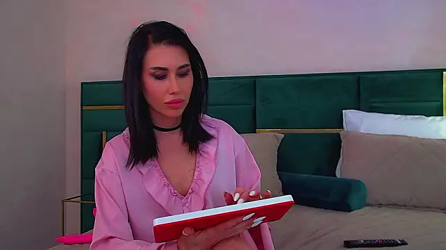 KaylaMous Webcamshow