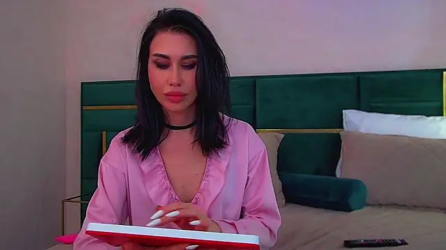 KaylaMous Adlı Modelin Web Kamerası Şovu
