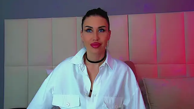 KaylaMous' Live XXX Chat