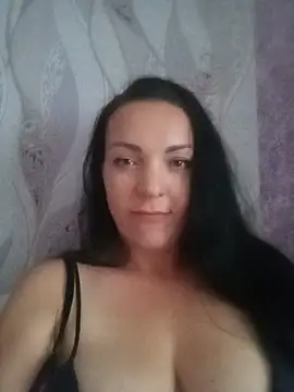 Show modela PrettyAngell_ na web-kameri