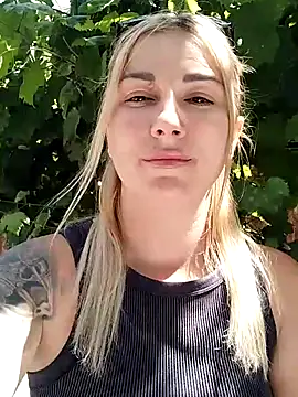 evil_kitty's Live XXX Chat