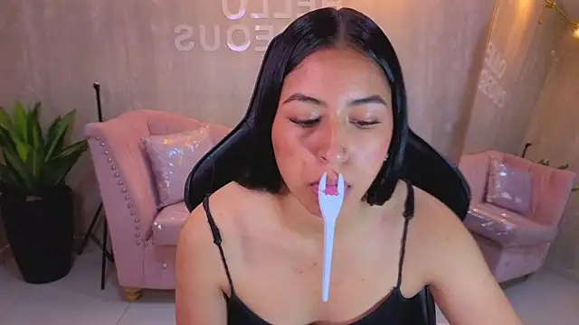 lia_x_aのライブXXXチャット