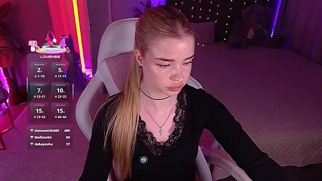 Milla_Rae Adlı Modelin Web Kamerası Şovu