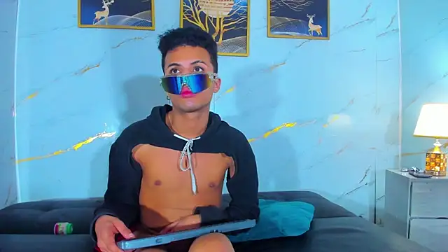 Вебкам-шоу Anthony_little