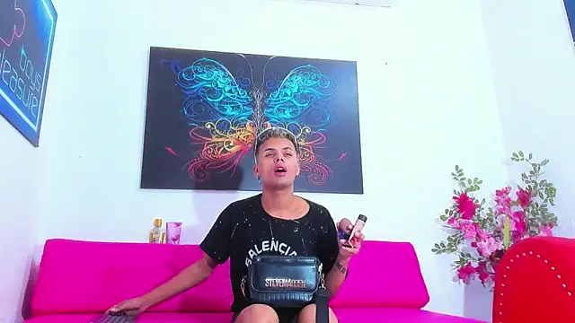 Anthony_littleのウェブカメラショー
