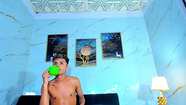 Anthony_little Pertunjukan Webcam