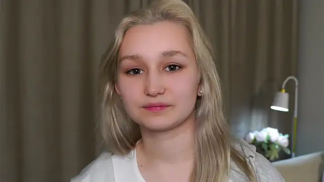 DallasHovden Adlı Modelin Web Kamerası Şovu