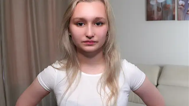 XXX chat uživo modela DallasHovden