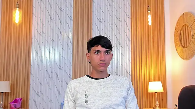 Show modela myke_tucker na web-kameri