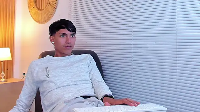myke_tucker's Webcam Show