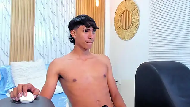 myke_tucker Webcamshow
