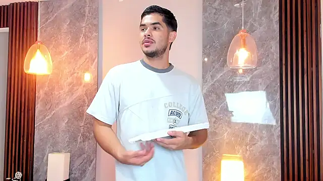 Show modela luciano_vitale na web-kameri