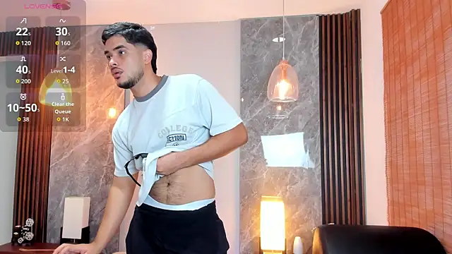 luciano_vitale Show in webcam