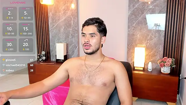 luciano_vitale's Webcam Show
