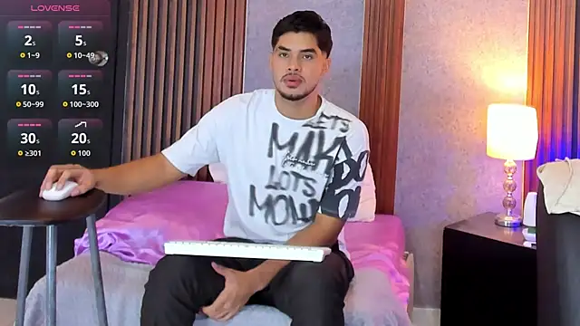 luciano_vitale Show in webcam