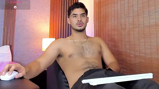 luciano_vitaleのウェブカメラショー