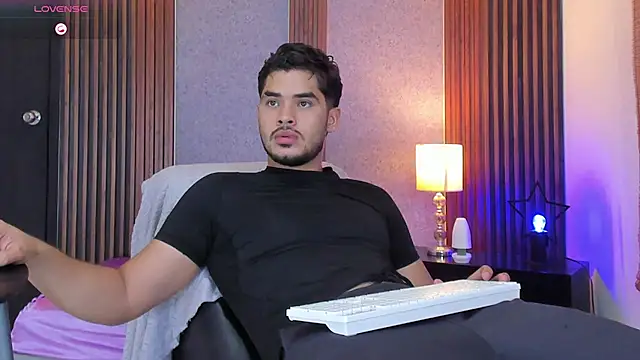 luciano_vitale 网络视讯表演