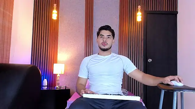 luciano_vitale 在線直播表演