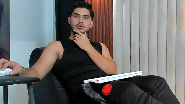 luciano_vitale 在線直播表演