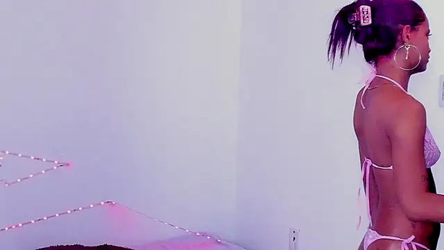 Chatroom XXX en direct de Nicky_Nicoole
