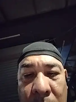 RD1976 Show in webcam