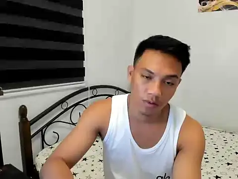 urfucker_vinz Pertunjukan Webcam