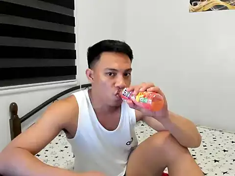 urfucker_vinz Pertunjukan Webcam