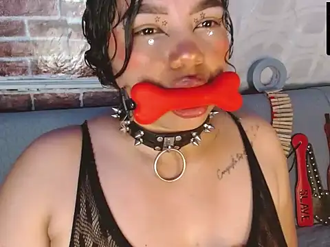 emma_bdsm_'s Webcam Show