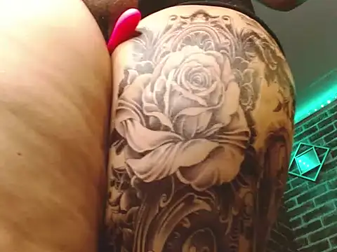 emma_bdsm_'s Webcam Show