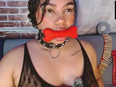 emma_bdsm_ live XXX chat