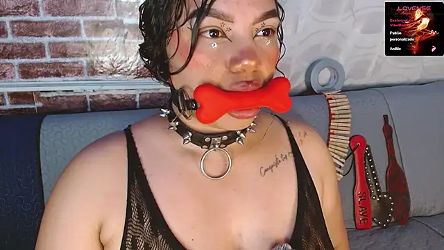 emma_bdsm_ webkamerás műsora