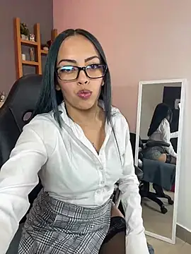 Madisson_Bluee 라이브 XXX 채팅