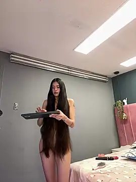Thiara_gh webcam show