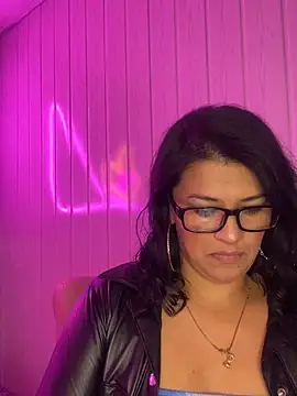 Selin_mehott's Webcam Show