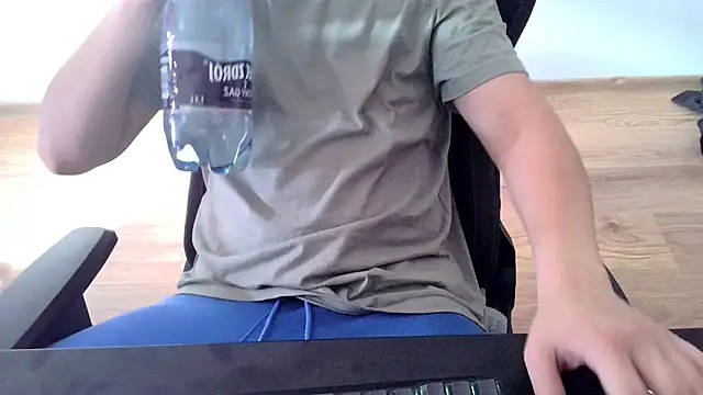Pokazy przed kamerką – Travis_Patrick