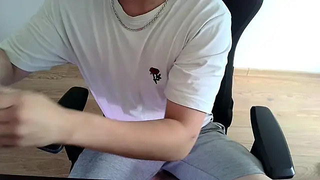 Travis_Patrickのウェブカメラショー