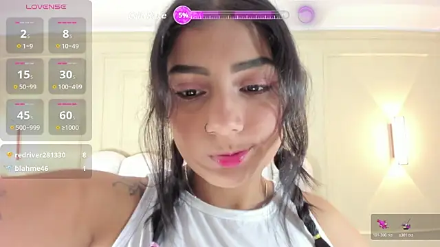 Živý XXX chat NINAMARTINS