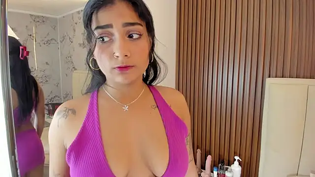 NINAMARTINS লাইভ XXX চ্যাট