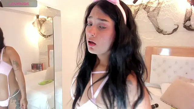 NINAMARTINS 现场XXX聊天