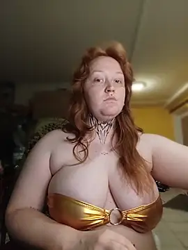 CURVYSAKURA webcam show