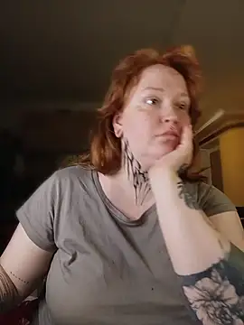 CURVYSAKURA's Webcam Show