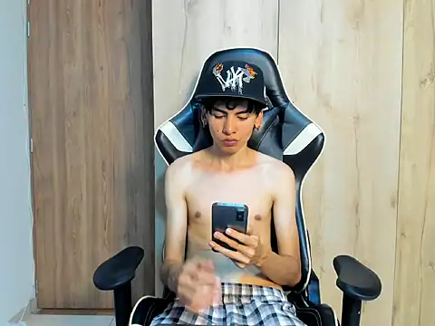 Czat XXX na żywo – Angel_Dustt1