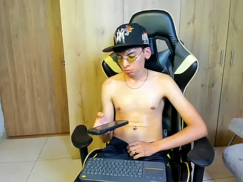 عرض كام Angel_Dustt1