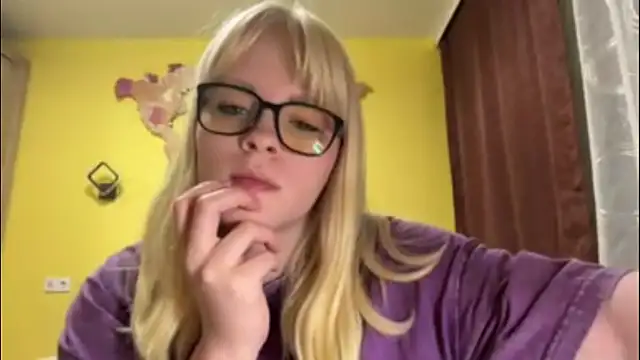 LeslyKelly's Webcam Show