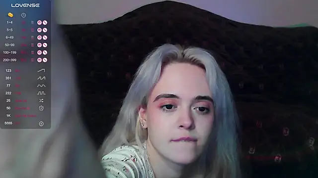 Chat XXX en directo de Oxcy_Secret