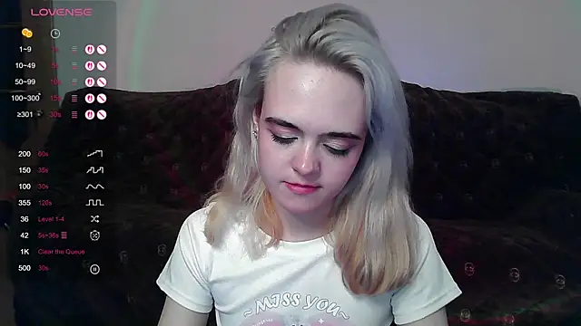 XXX chat uživo modela Oxcy_Secret