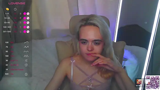 Oxcy_Secret élő XXX-chatje